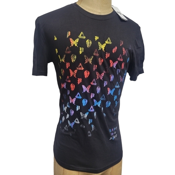 Eleven Paris Men's Cotton Tshirt.  Size Medium. New With Tags $72 - Picture 3 of 6